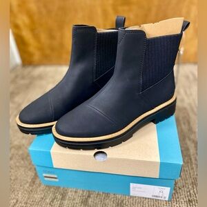Tom’s Cort Boot, Size 8.5, NWT